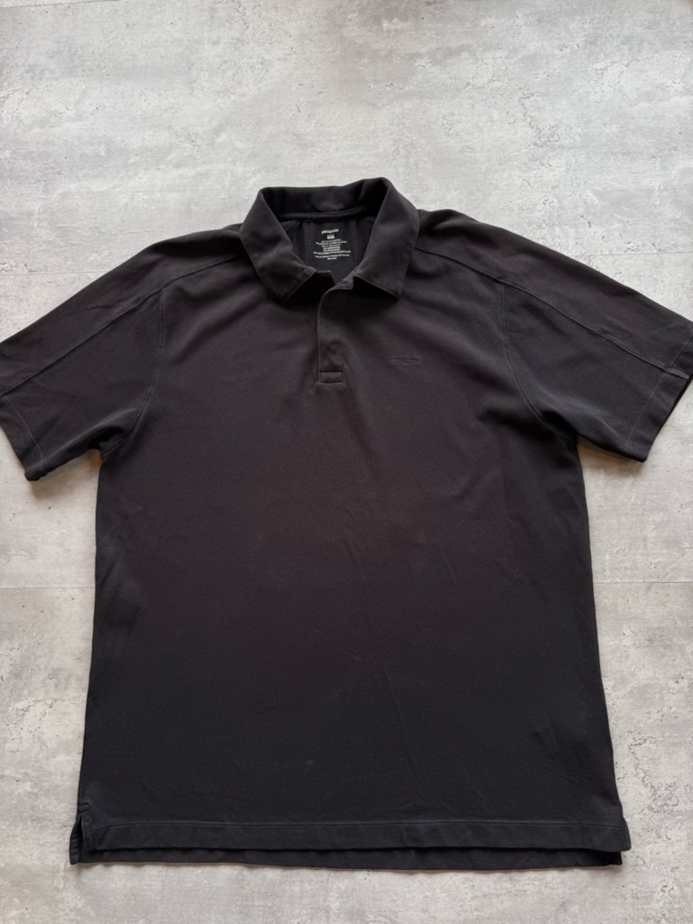Patagonia Men's Piqué Vitaliti Polo, Black Size Large